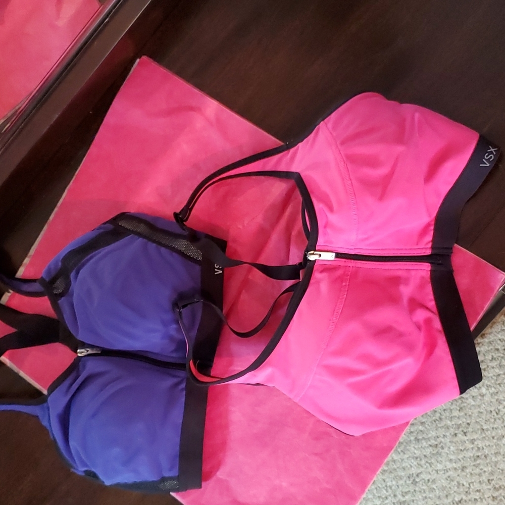 Two 32DD VS sports bras - Purple and Pink